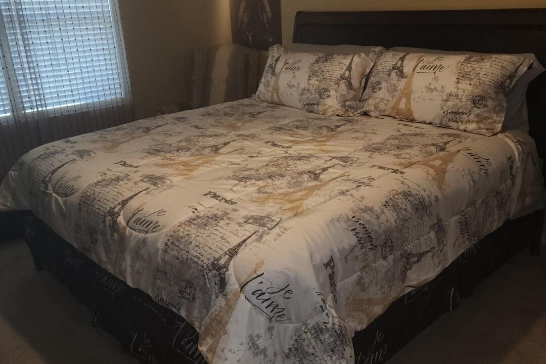 Photo of Bedroom in Baytown