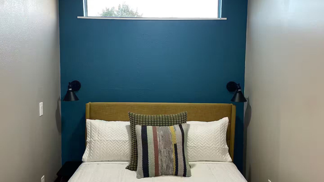 Photo of Bedroom in Helotes