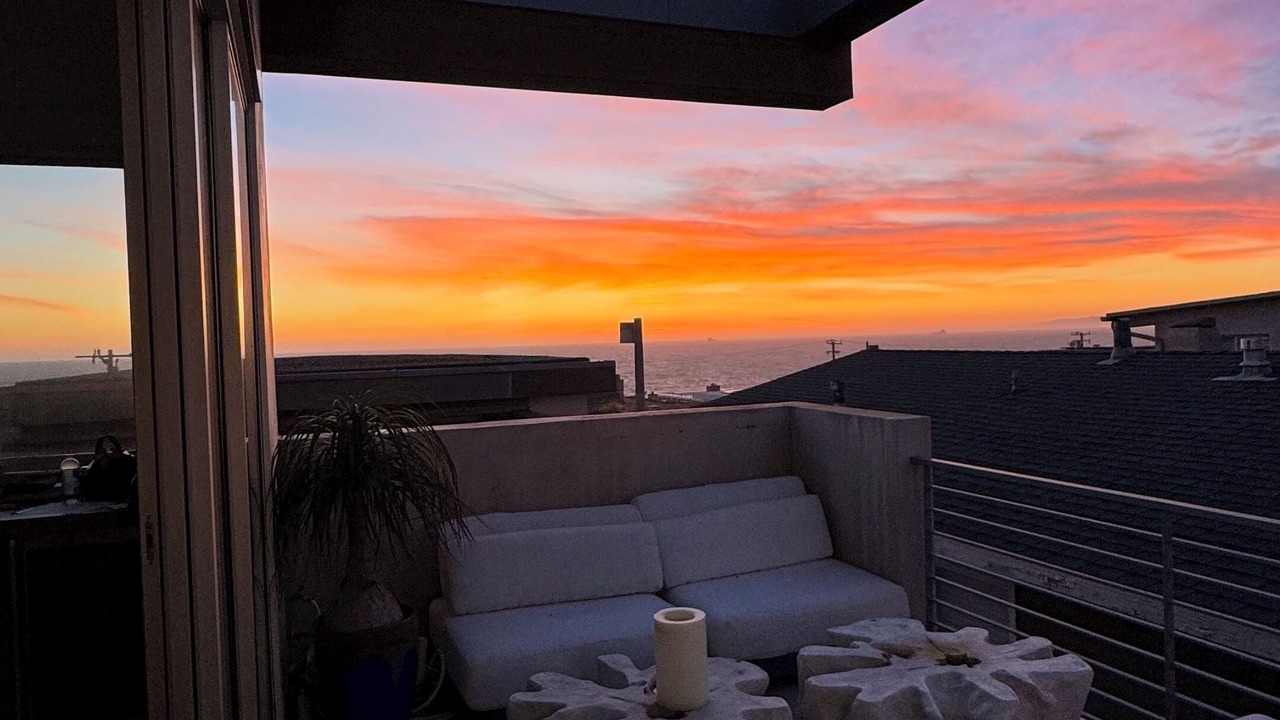 Photo of Patio Balcony in The Strand