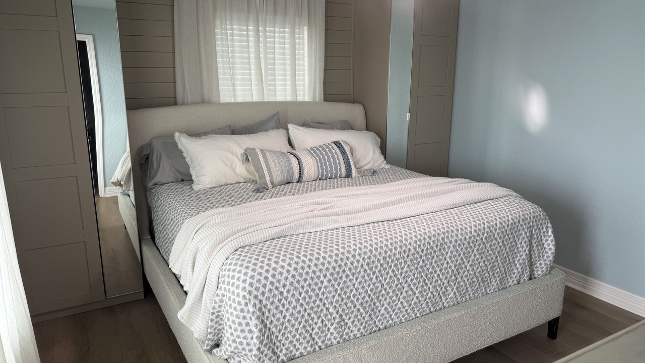 Photo of Bedroom in Surfside Beach