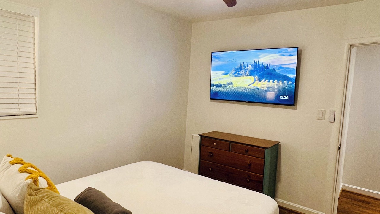 Photo of Bedroom in Seminary Hill
