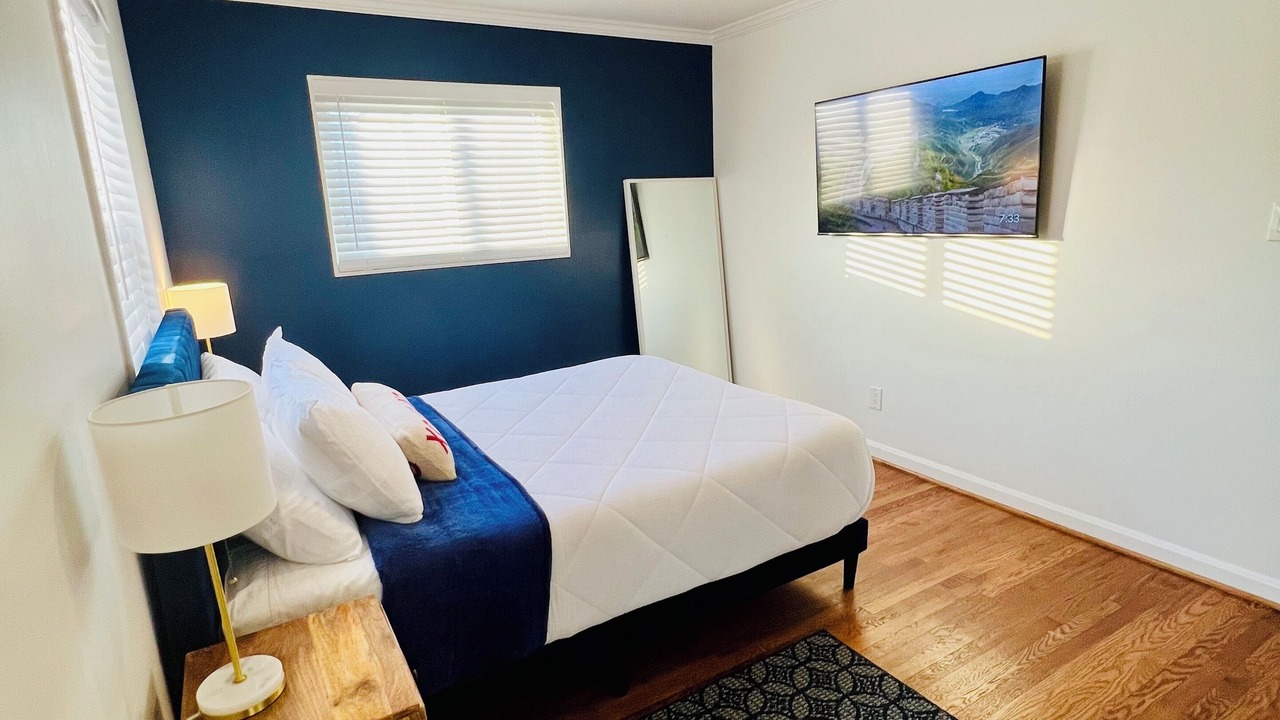 Photo of Bedroom in Seminary Hill