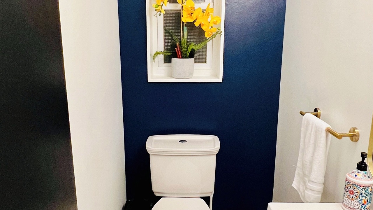 Photo of Bathroom in Seminary Hill