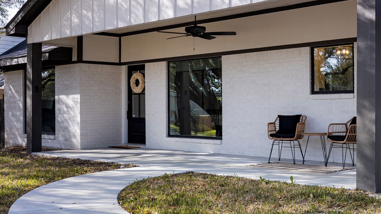Photo of Outdoor in Bryan