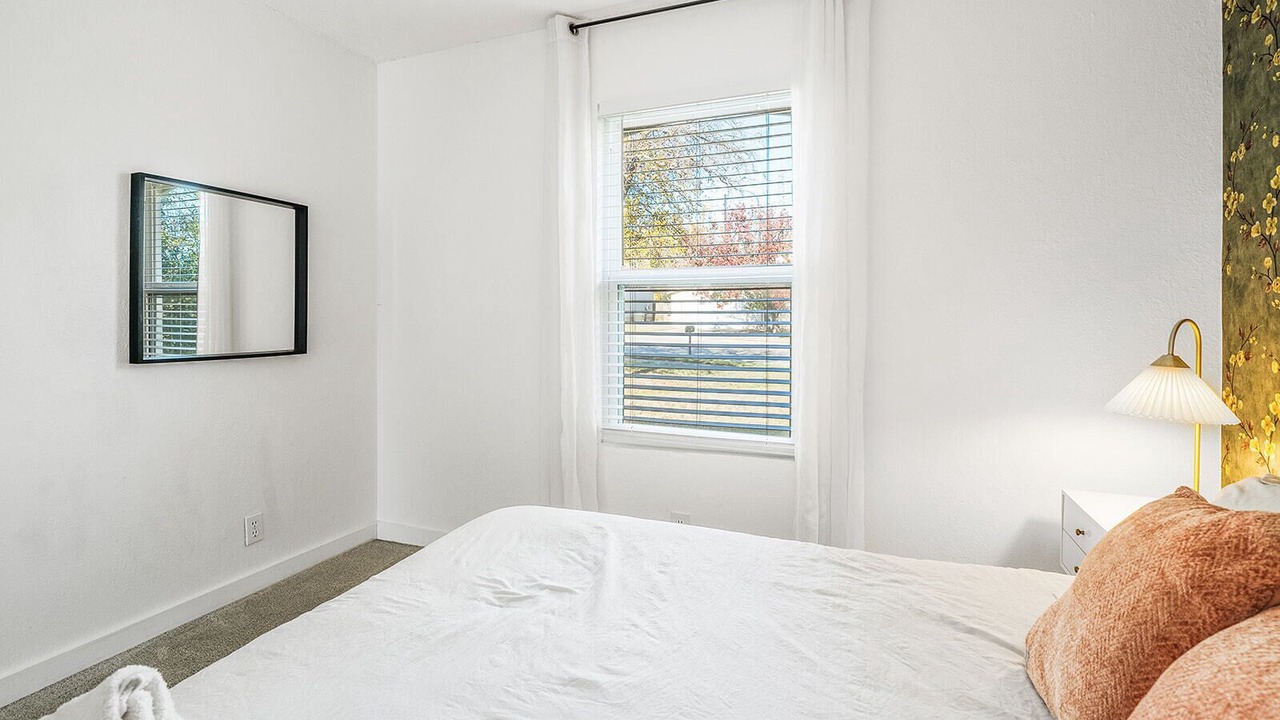 Photo of Bedroom in Scofield Farms