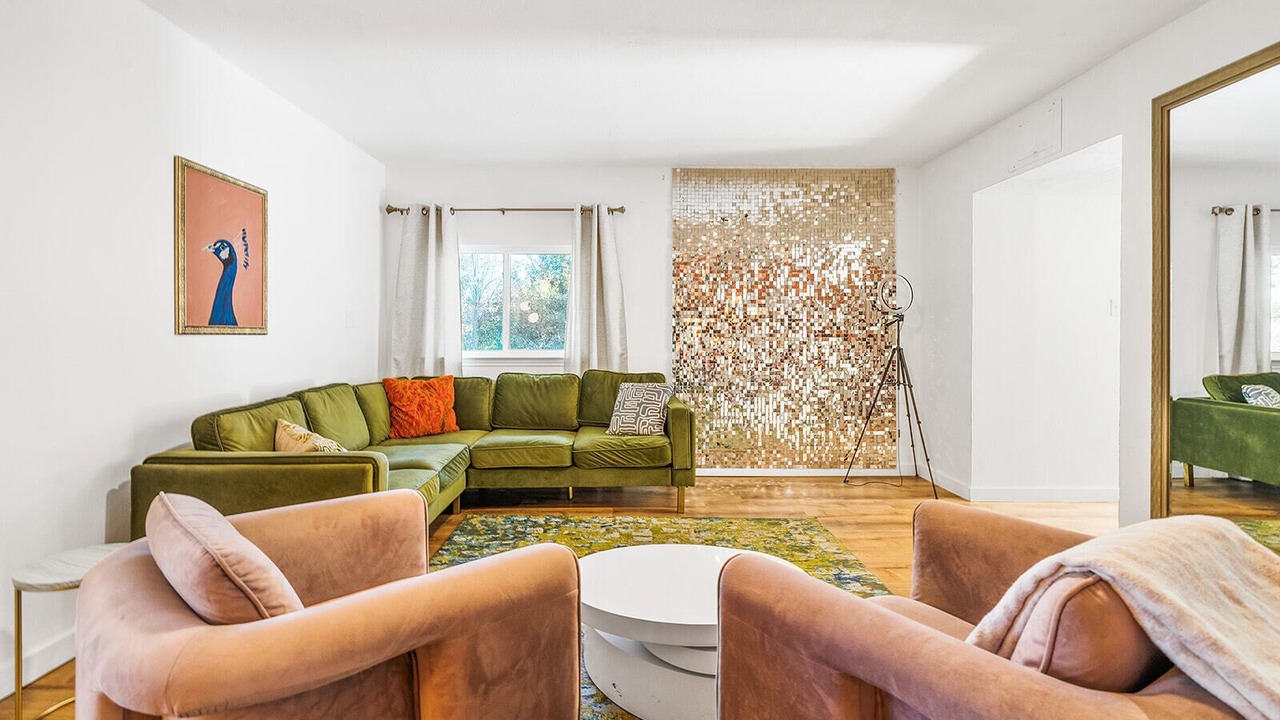 Photo of Livingroom in Scofield Farms