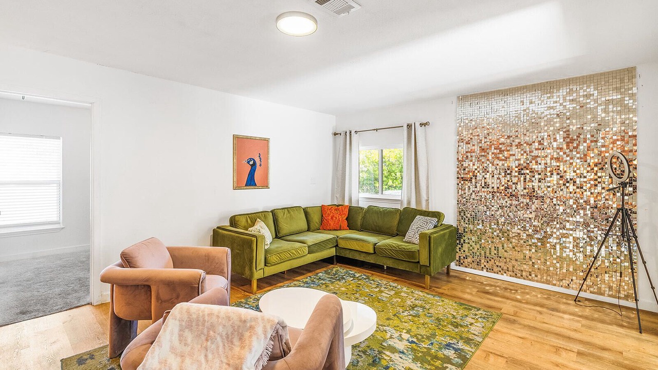Photo of Livingroom in Scofield Farms