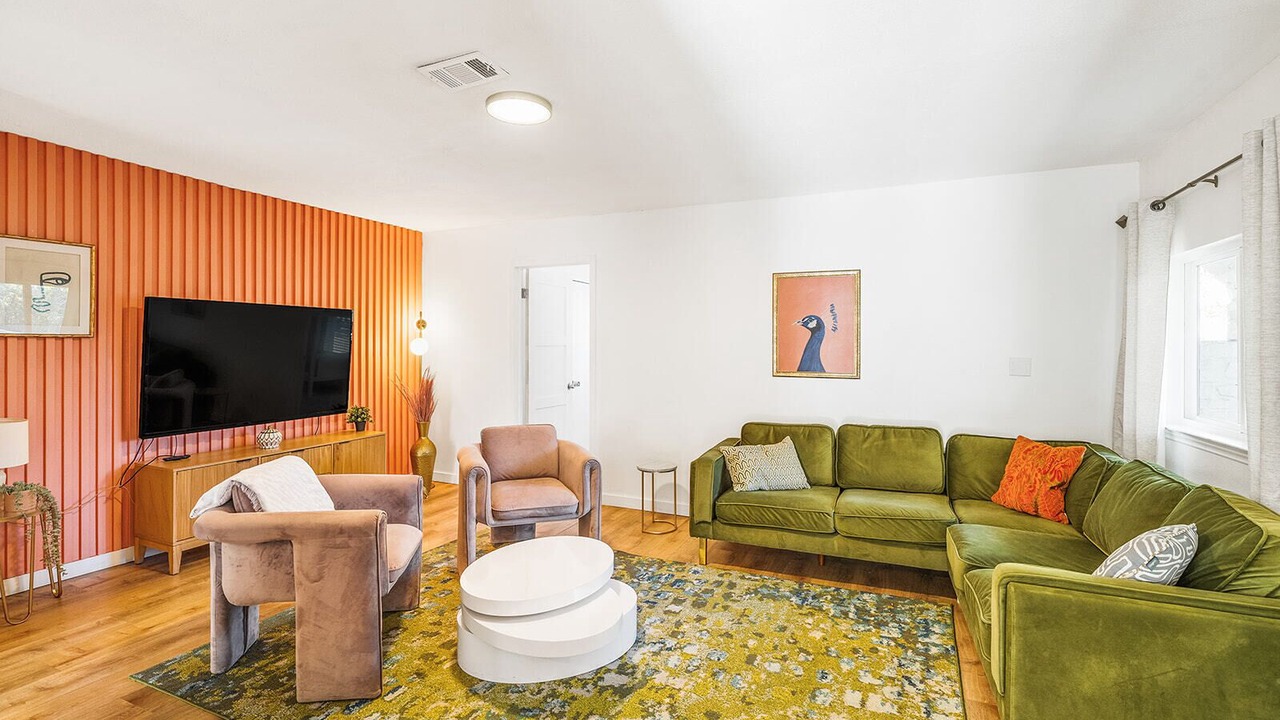 Photo of Livingroom in Scofield Farms