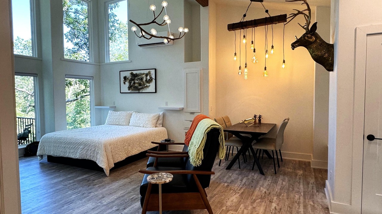 Photo of Bedroom in Sylvan Shores