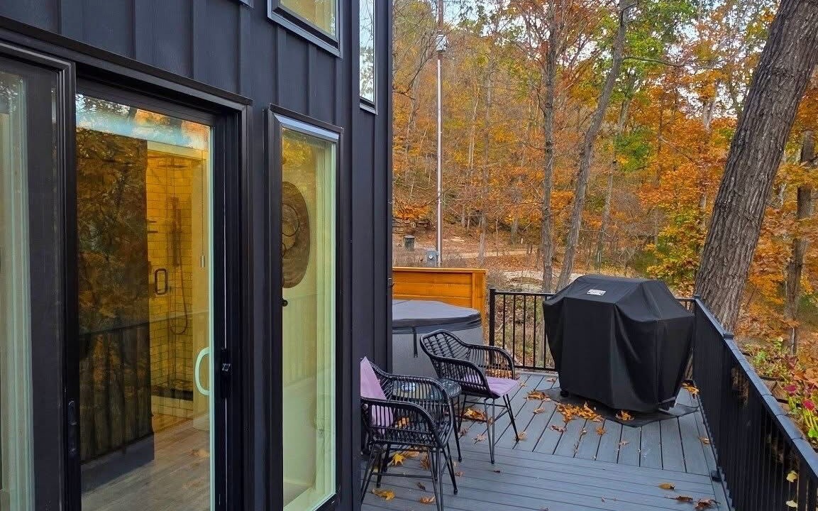 Photo of Patio Balcony in Sylvan Shores