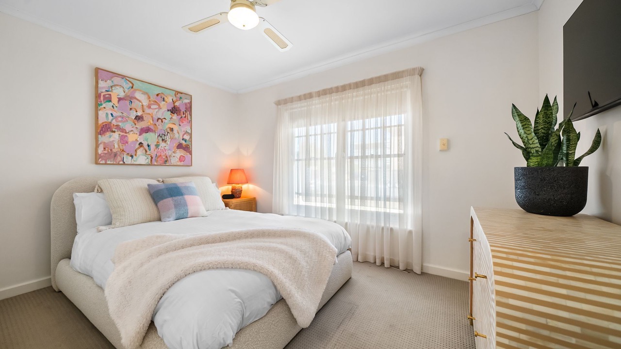 Photo of Bedroom in Glenelg North