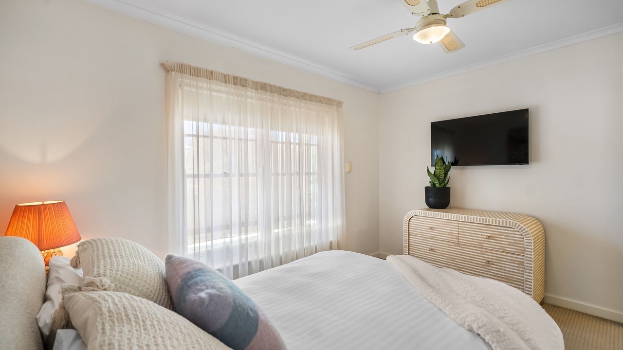 Photo of Bedroom in Glenelg North