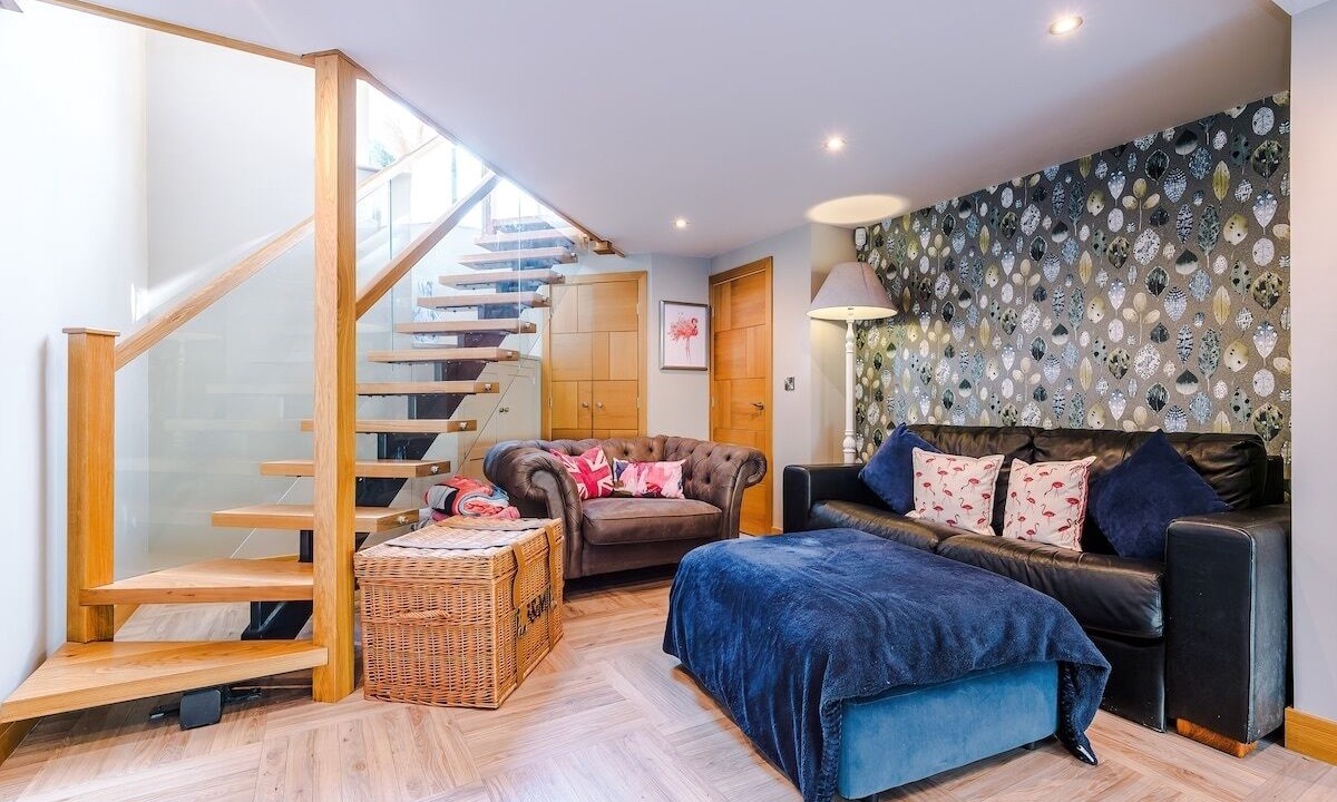 Photo of Livingroom in Shipley