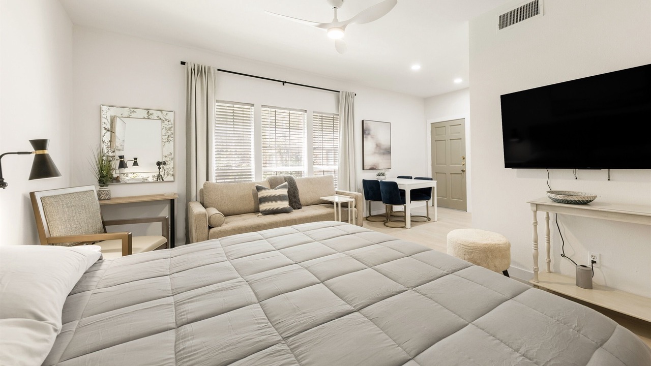Photo of Bedroom in Northgate