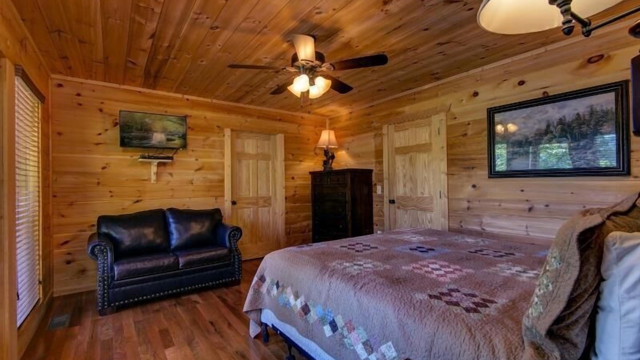Photo of Bedroom in Pigeon Forge