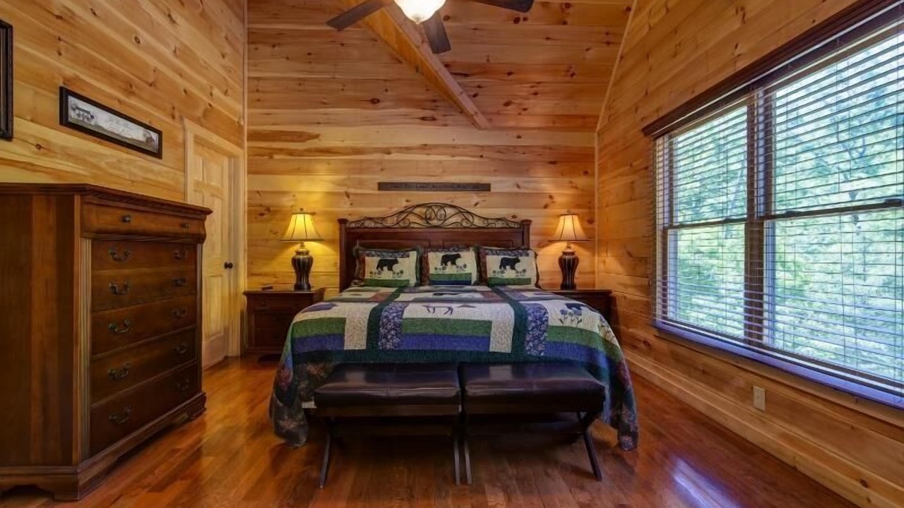 Photo of Bedroom in Pigeon Forge