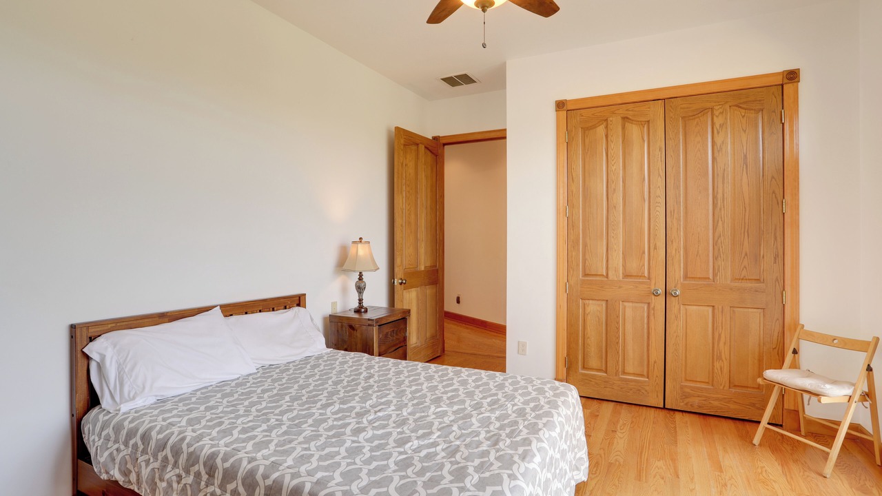 Photo of Bedroom in Fairfield Bay