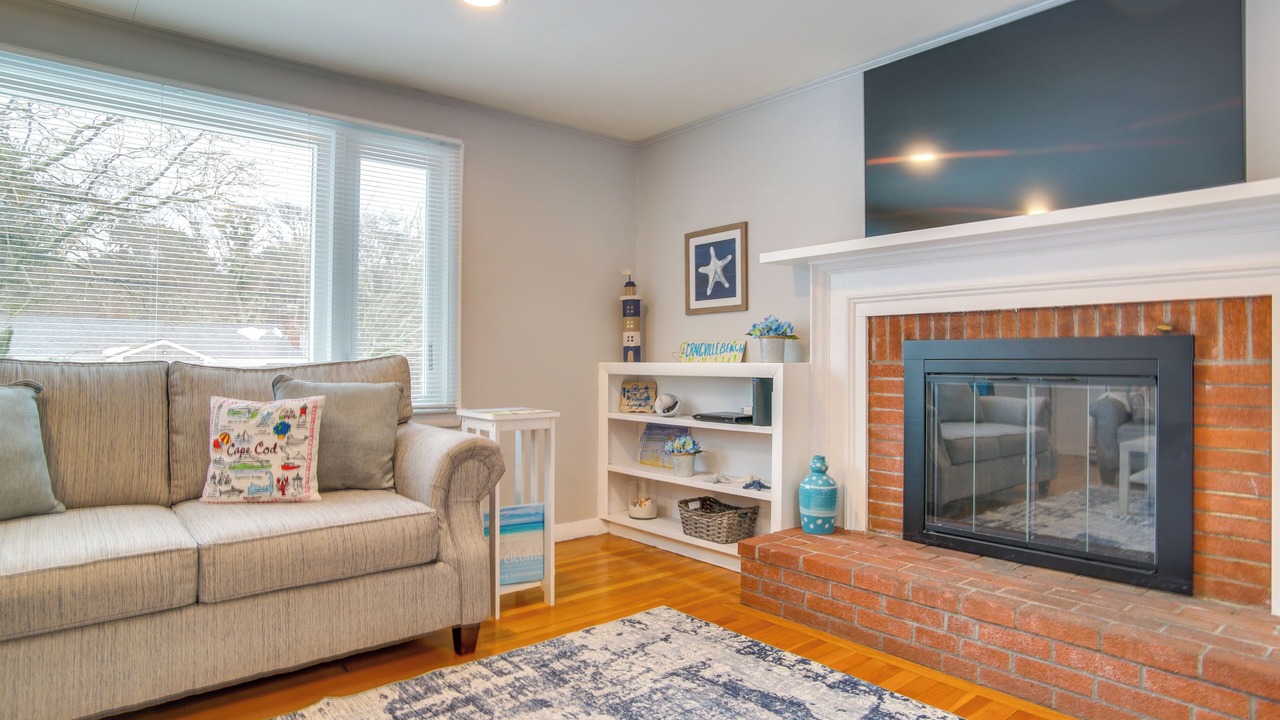 Photo of Livingroom in West Hyannisport