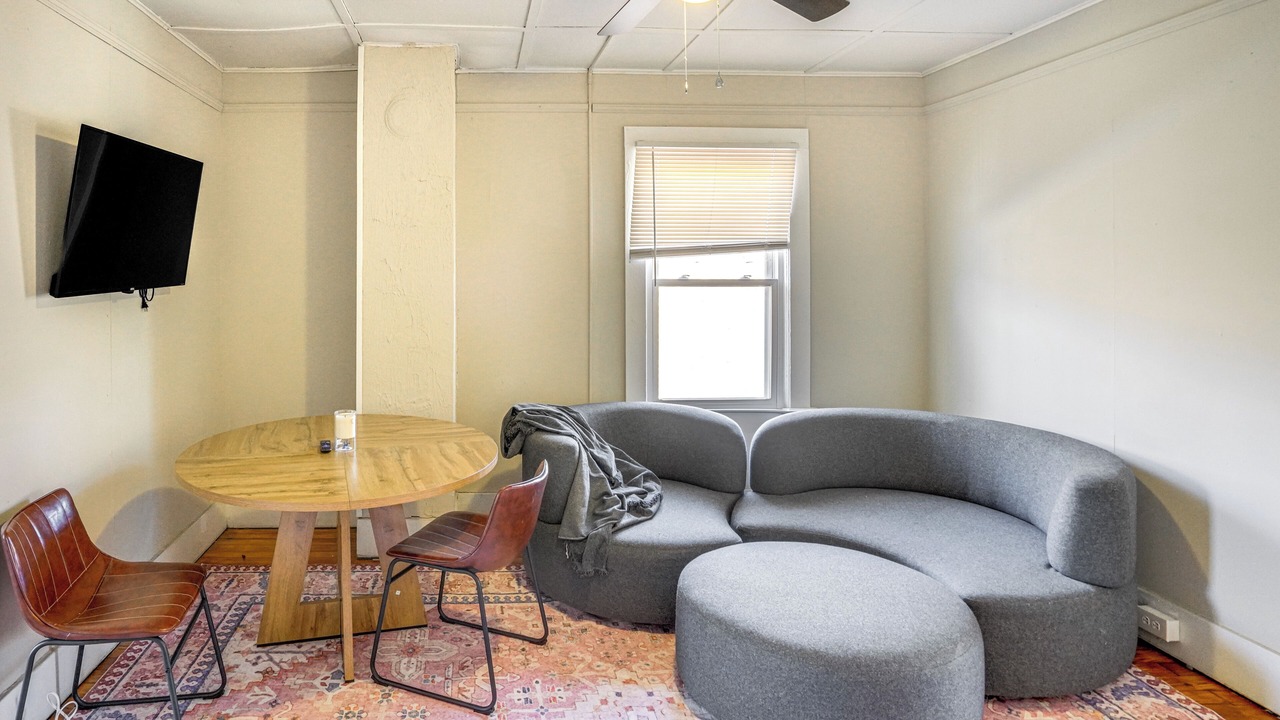 Photo of Livingroom in Hudson