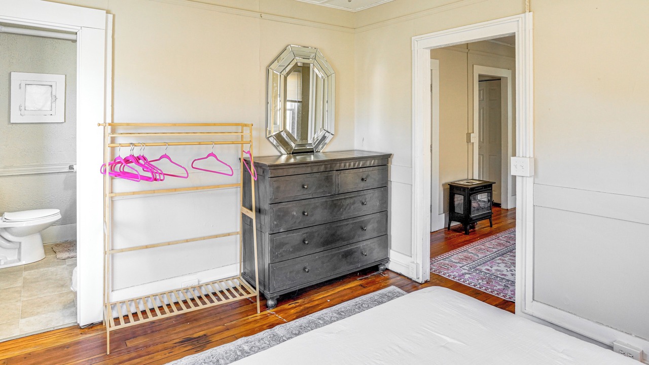 Photo of Bedroom in Hudson