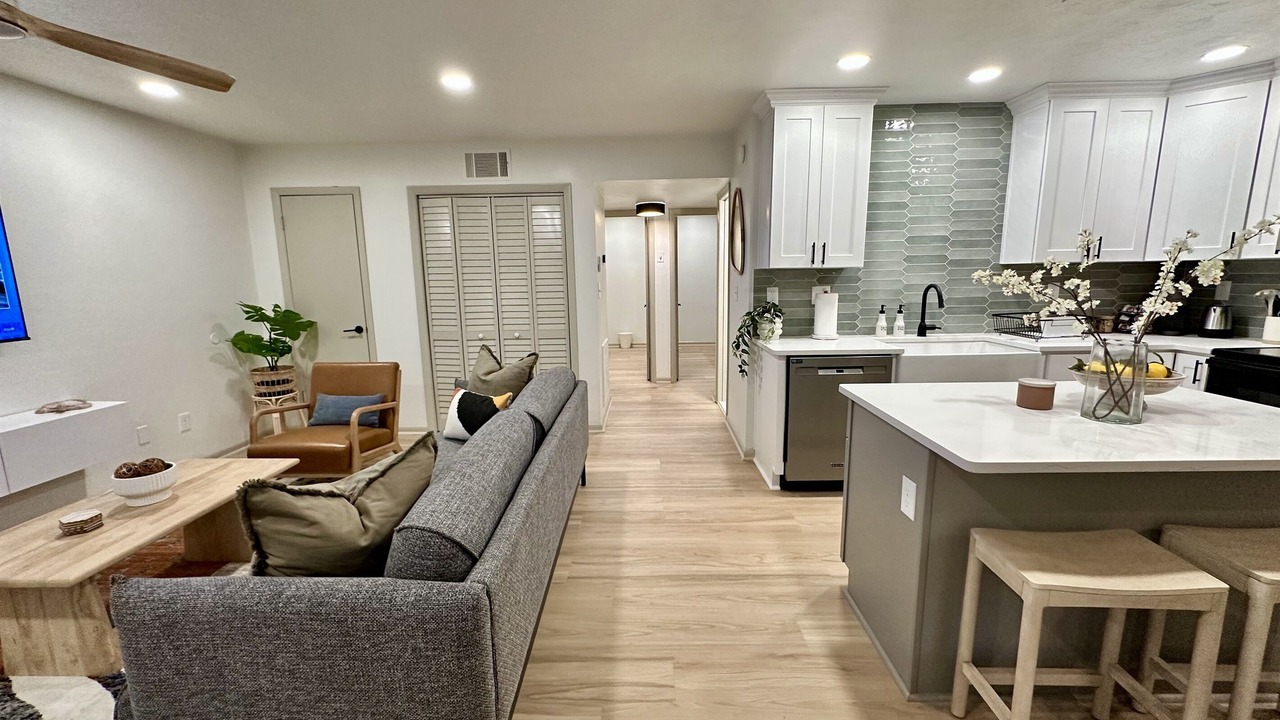 Photo of Livingroom in East Ocean View