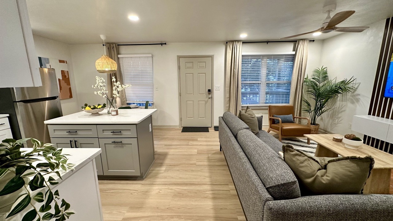 Photo of Livingroom in East Ocean View