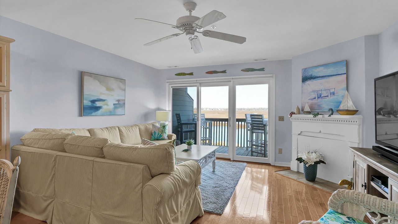 Photo of Livingroom in Shell Island