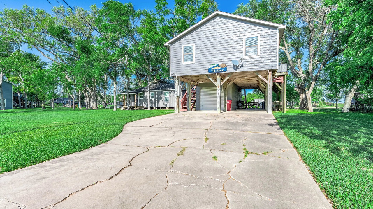 Photo of Outdoor in Cedar Lane