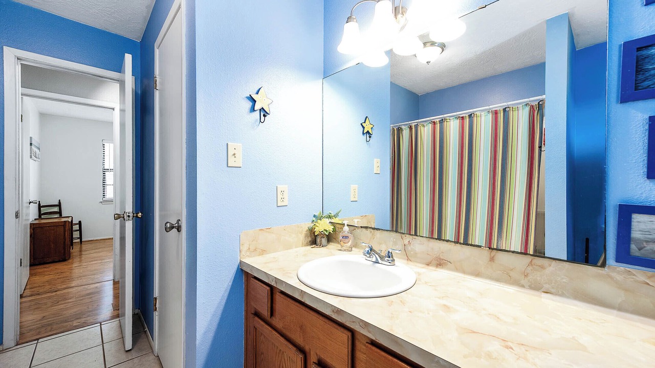 Photo of Bathroom in Cedar Lane