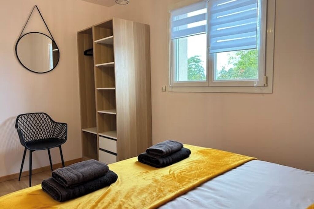 Photo of Bedroom in Tour-en-Bessin