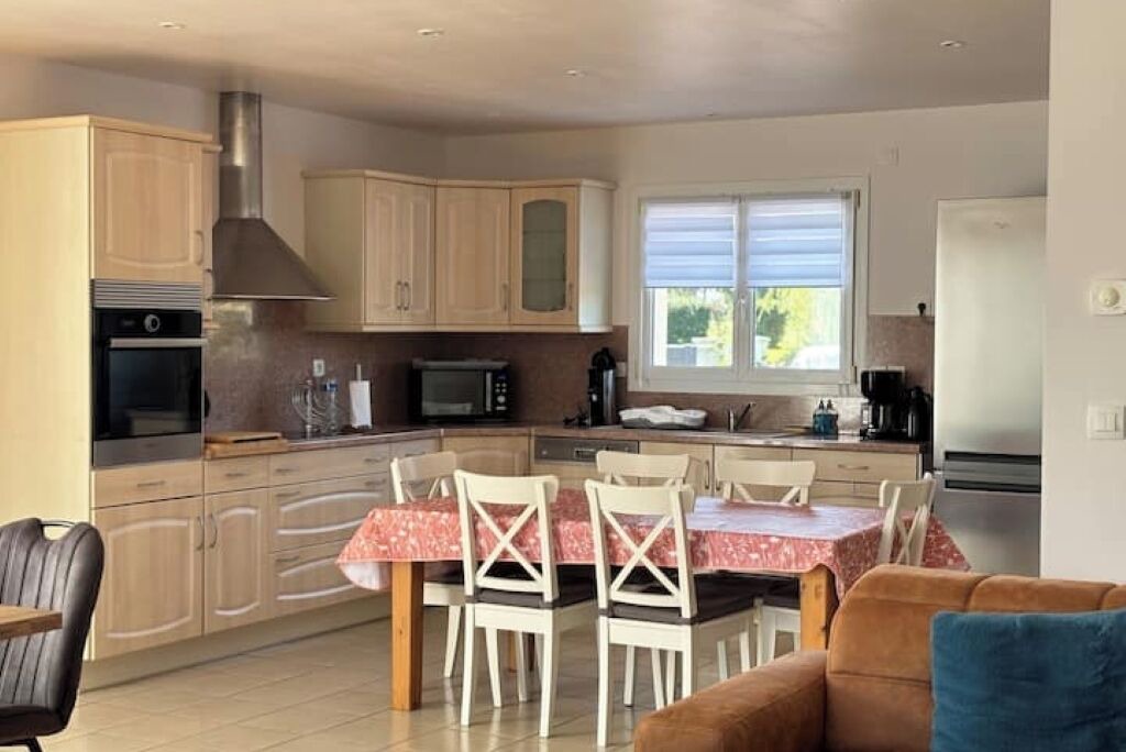 Photo of Kitchen in Tour-en-Bessin