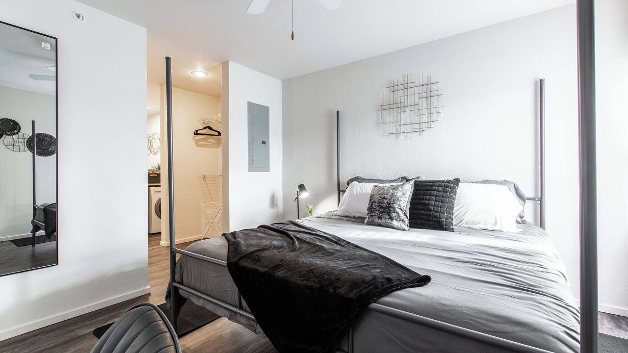 Photo of Bedroom in Overland Park