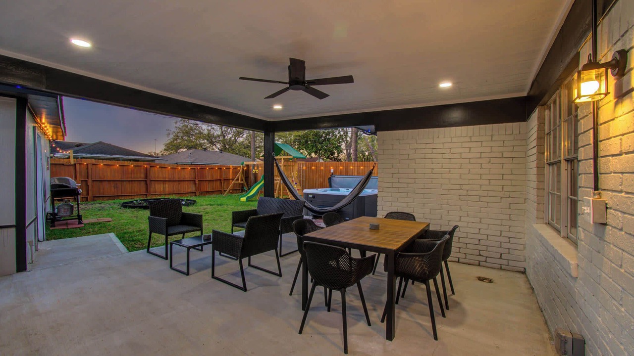 Photo of Outdoor in Southbelt/Ellington