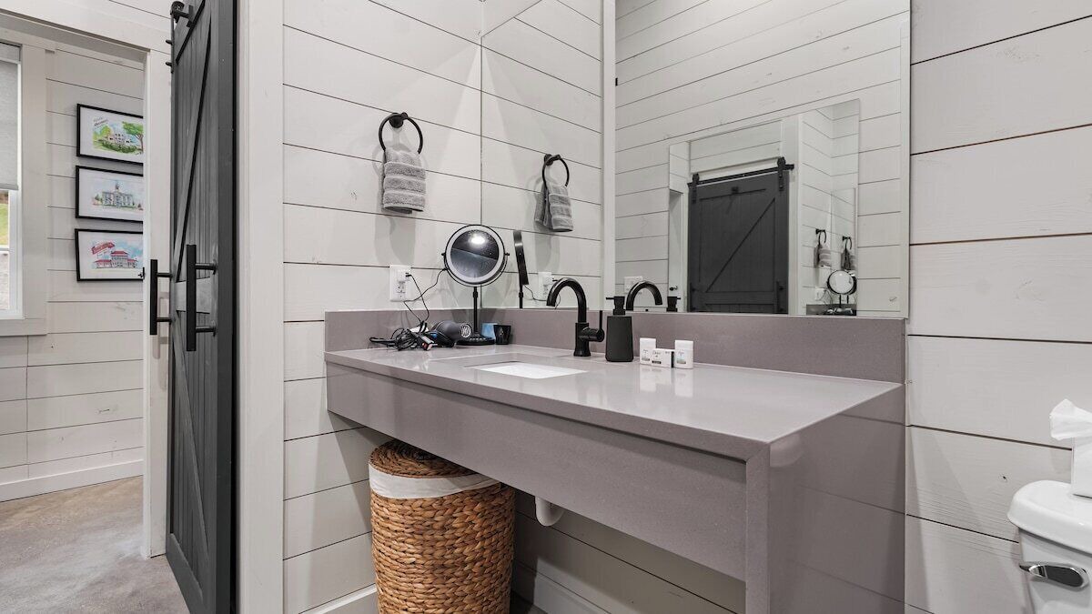 Photo of Bathroom in Kedron