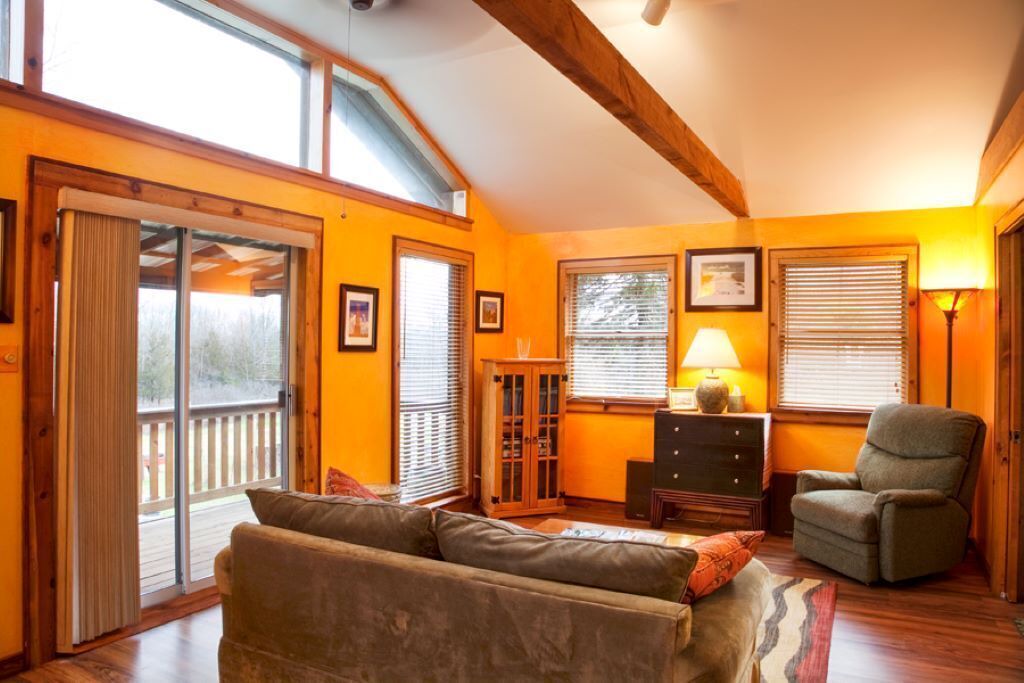 Photo of Livingroom in Saugerties