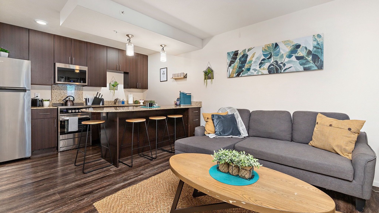Photo of Livingroom in Prairie Village