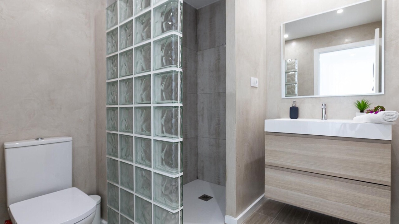 Photo of Bathroom in Roses Town Center