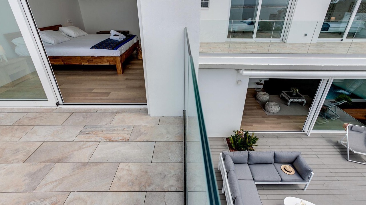 Photo of Patio Balcony in Roses Town Center