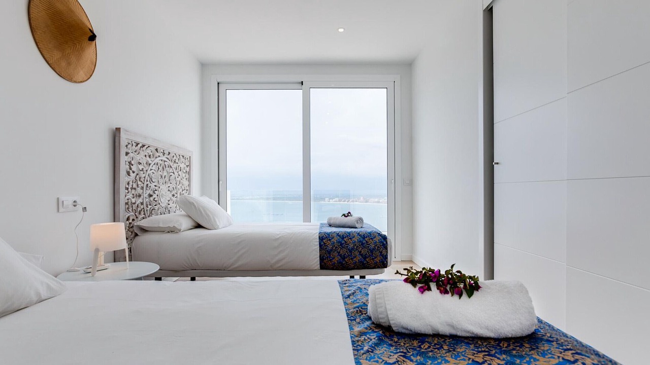 Photo of Bedroom in Roses Town Center
