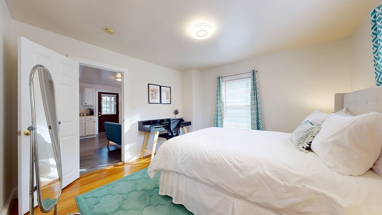 Photo of Bedroom in Riverside