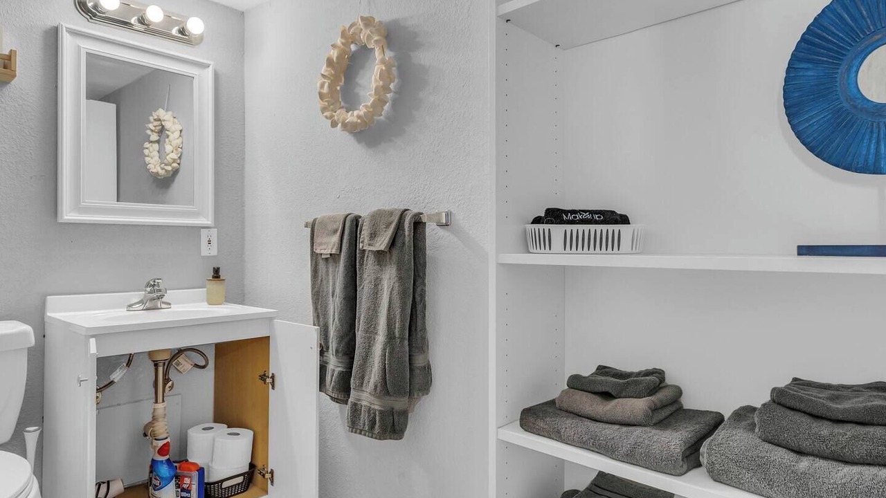 Photo of Bathroom in Lawrence