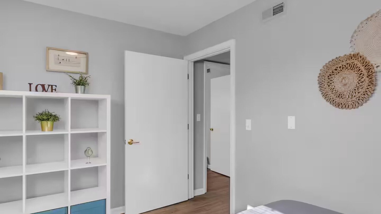 Photo of Bedroom in Lawrence