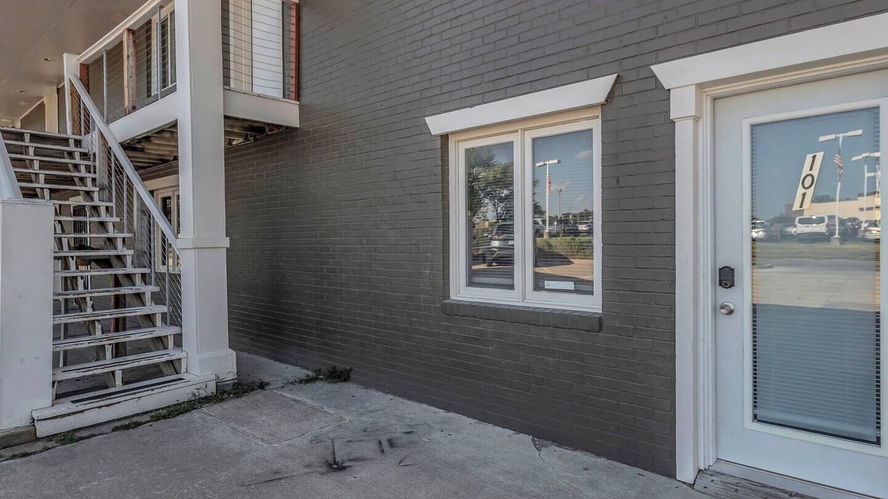 Photo of Outdoor in Lawrence