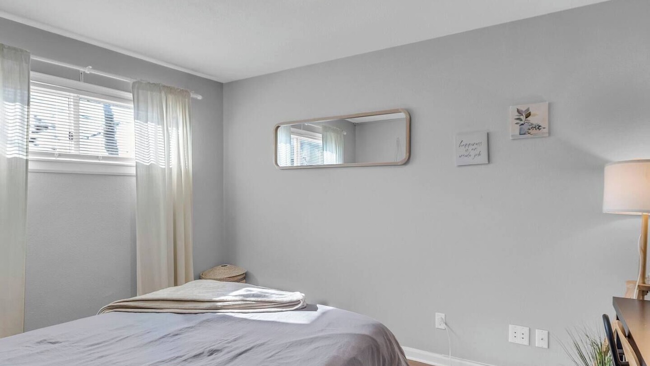 Photo of Bedroom in Lawrence