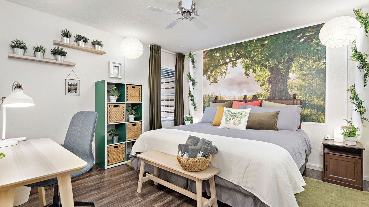 Photo of Bedroom in Prairie Village