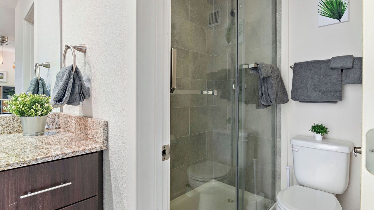 Photo of Bathroom in Prairie Village