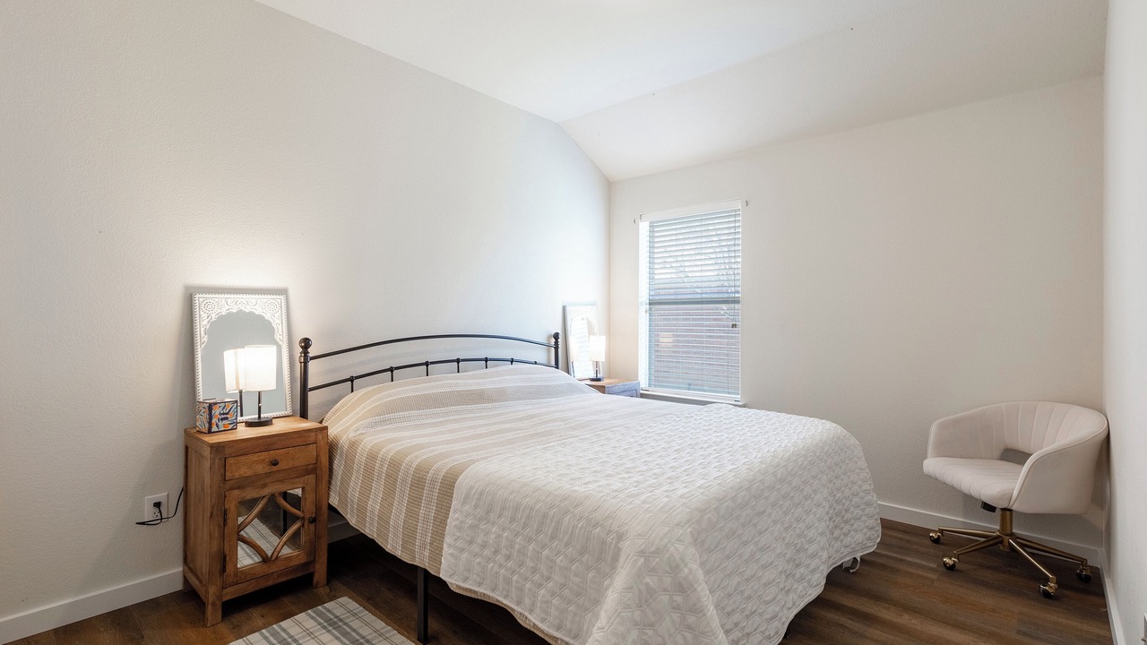 Photo of Bedroom in Roanoke