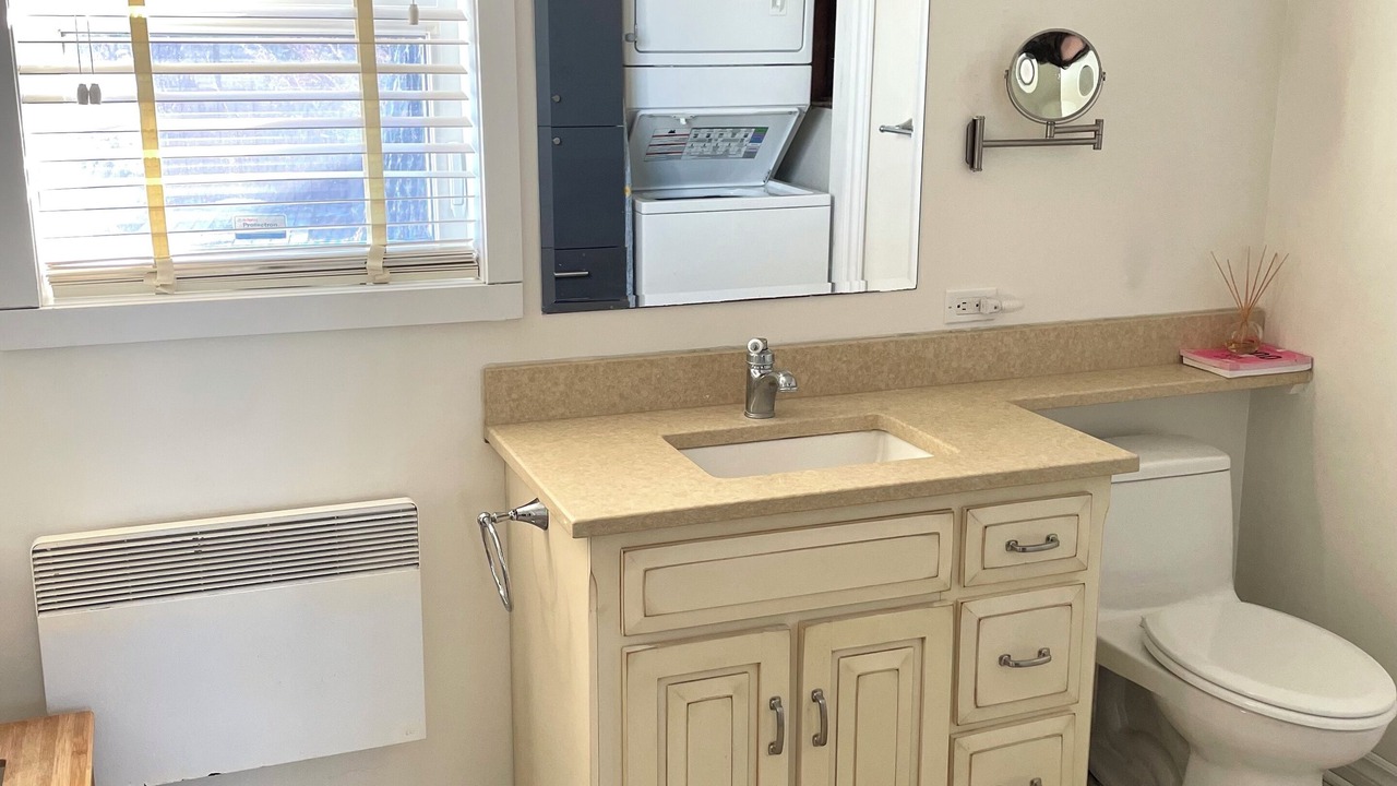 Photo of Bathroom in Saint-Anicet