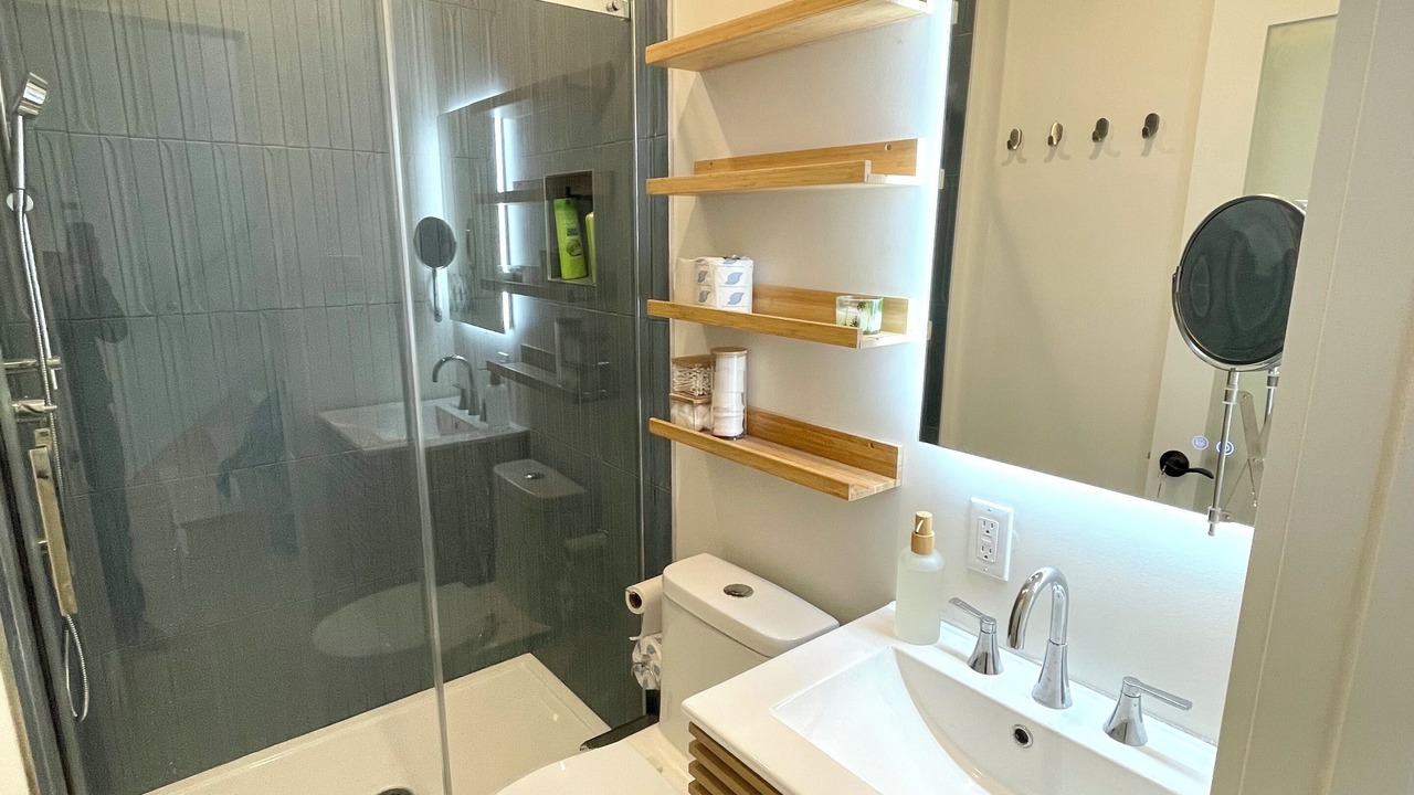 Photo of Bathroom in Saint-Anicet