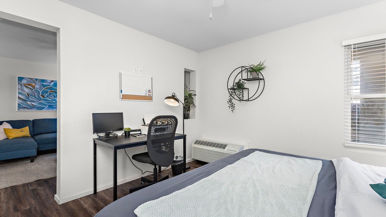 Photo of Bedroom in Overland Park